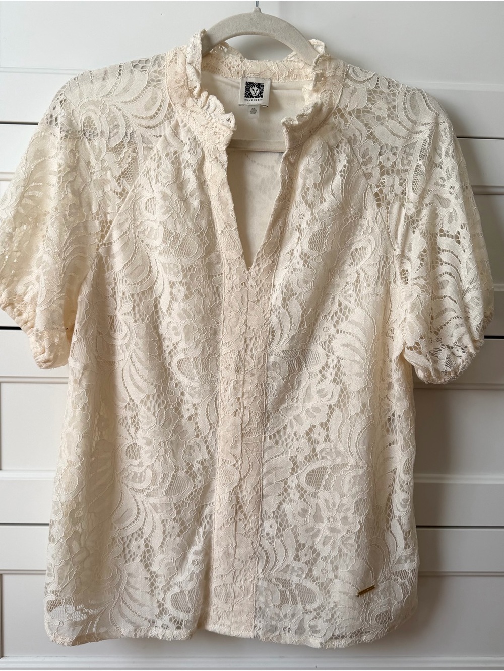 Anne Klein Lace Split Neck Short Sleeve Blouse Ivory Cream XS NWOT